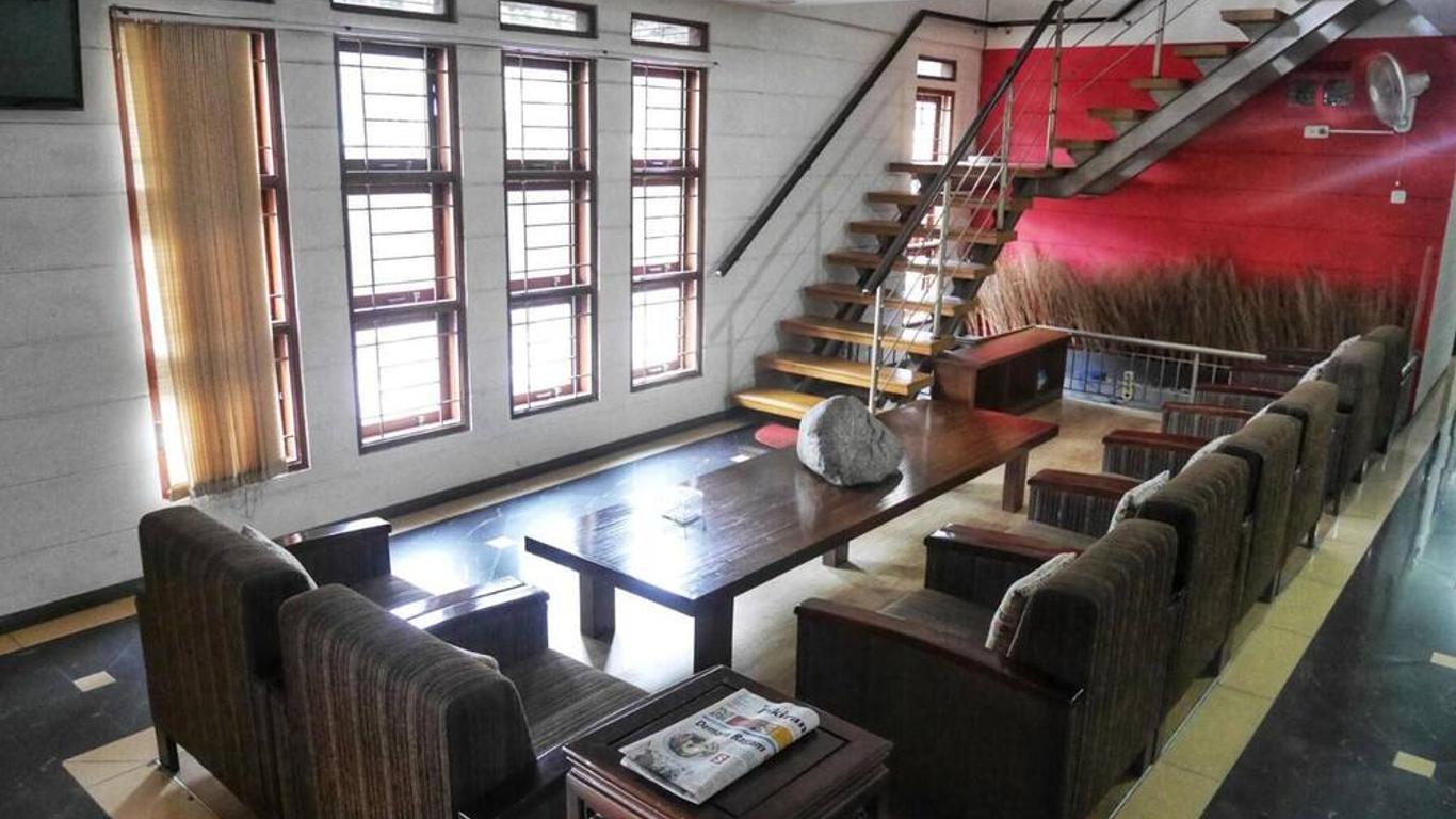 Rumah Tawa Hotel Syariah