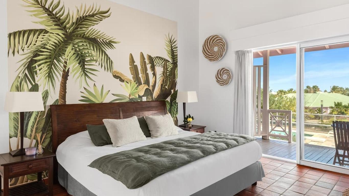 Esmeralda Resort