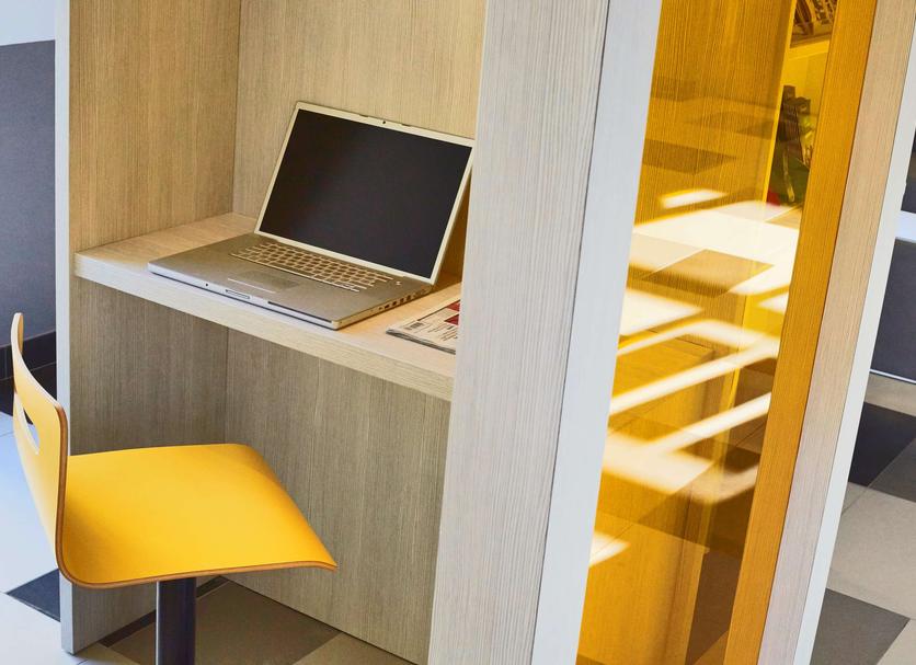Business center Photo