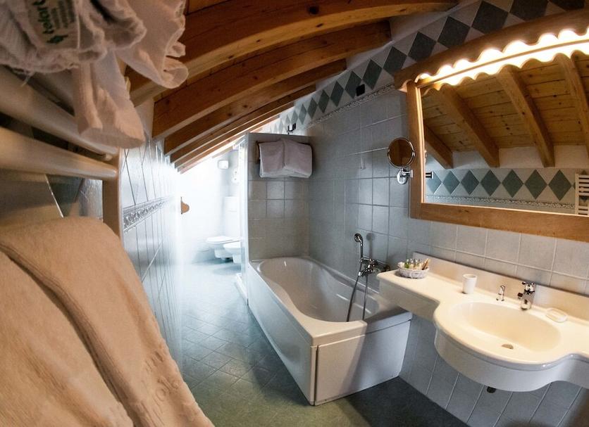Bathroom Photo
