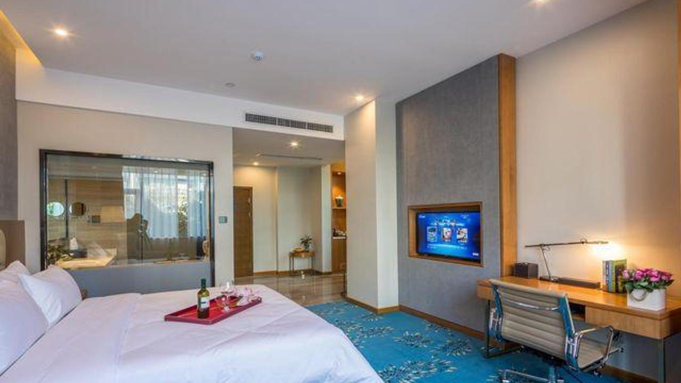Xinhua Hotel (Chongqing Jiangbei Airport)