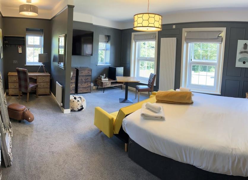Bedroom Photo