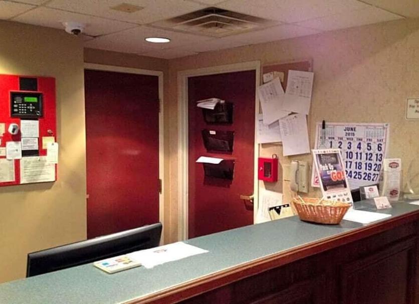 Front desk Photo