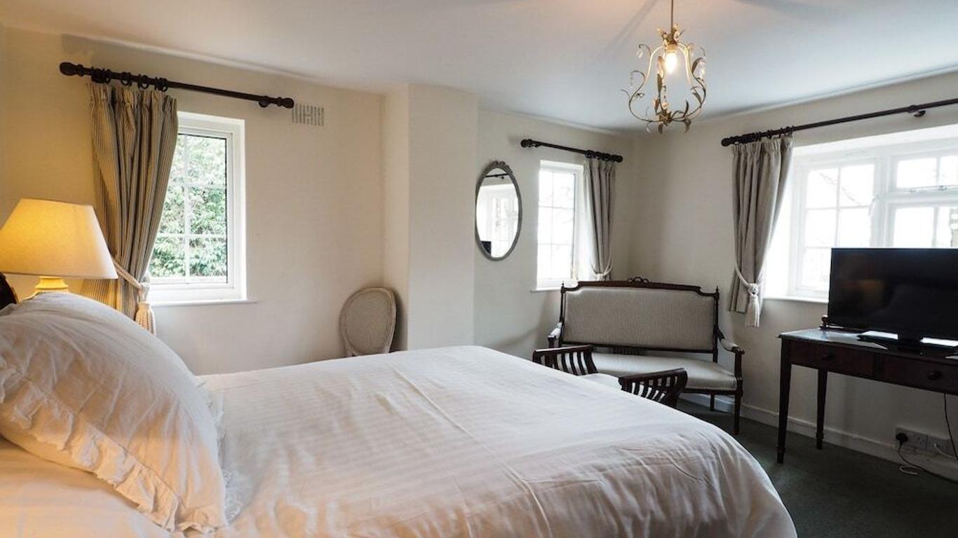 Chequers Hotel