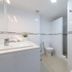 La Venecia de Canarias Puerto de Mogan bathroom with shower, sink and toilet in Mogán