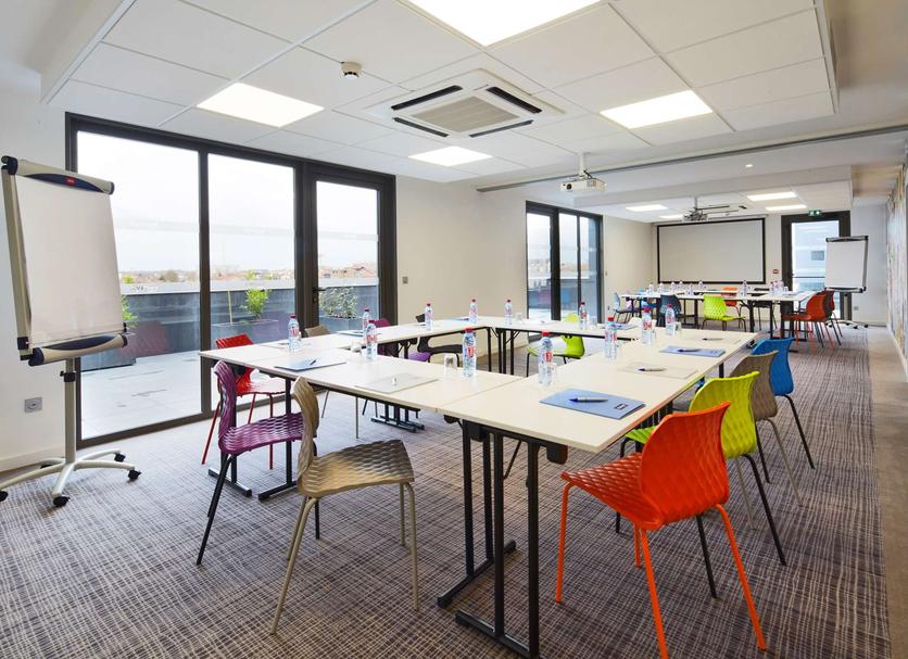 Conference room Photo