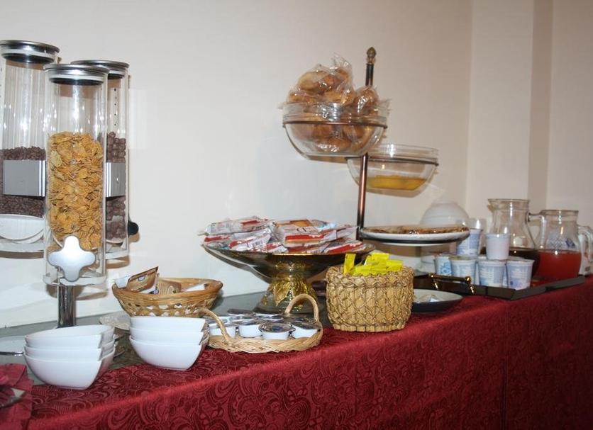 Buffet Photo