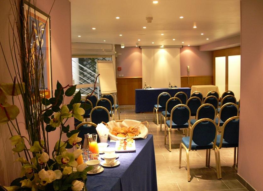 Conference room Photo