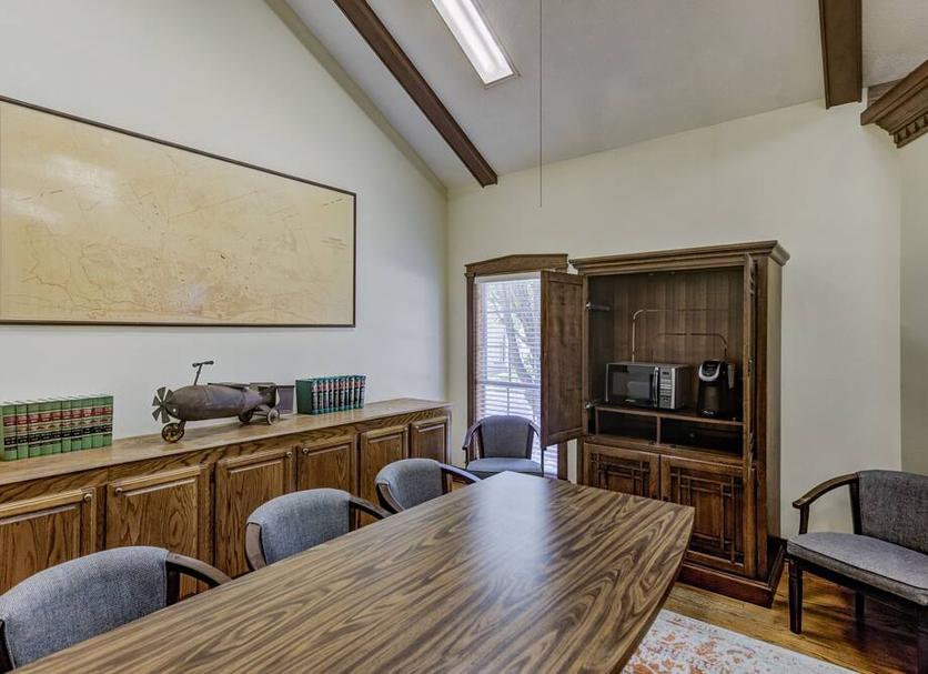 Dining room Photo