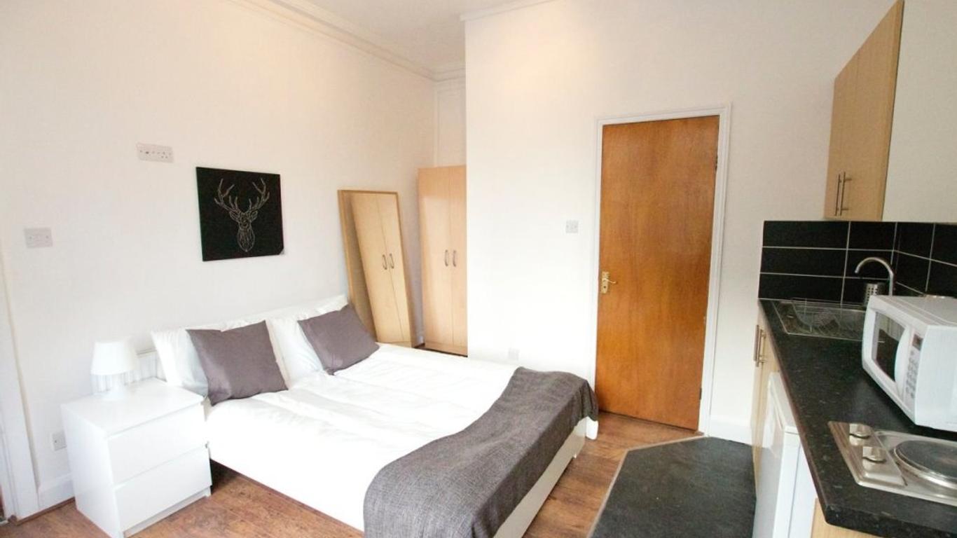 Avonmore Hotel