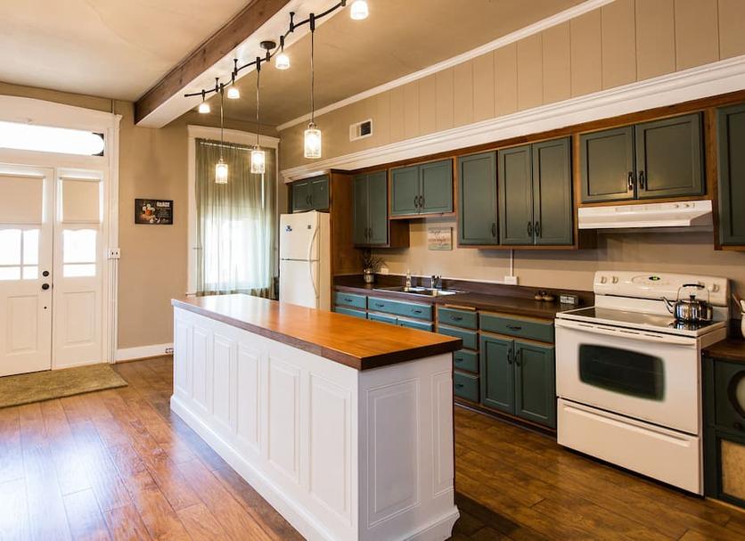 Kitchen Photo