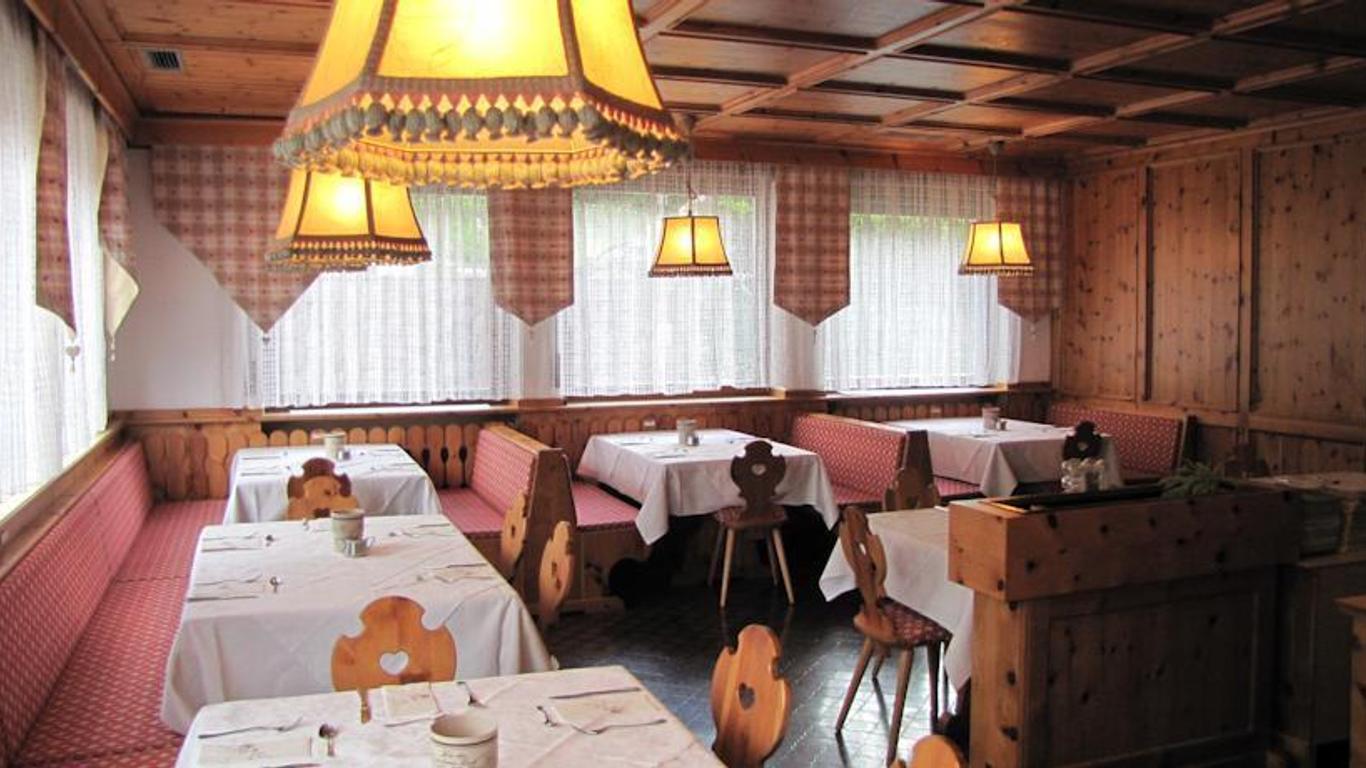Hotel Tyrol