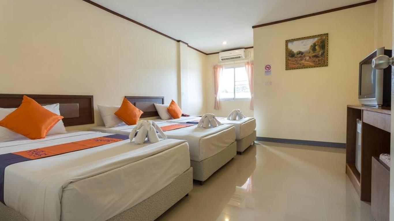 Khunyuw Hotel