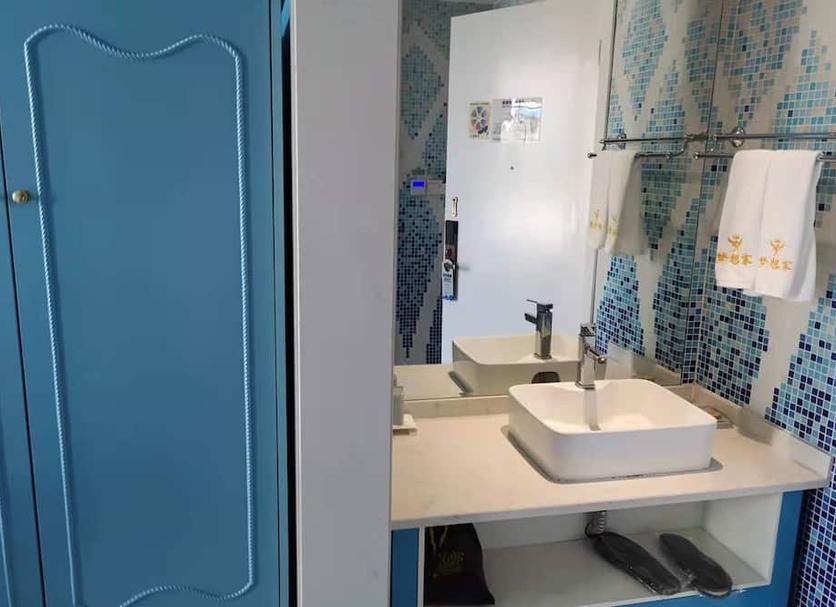Bathroom Photo