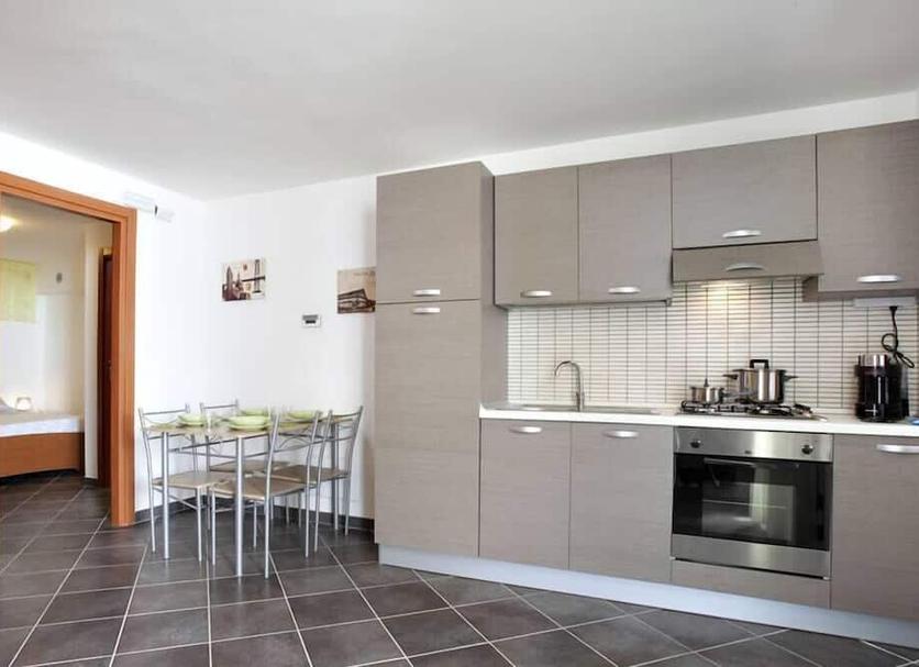 Kitchen Photo