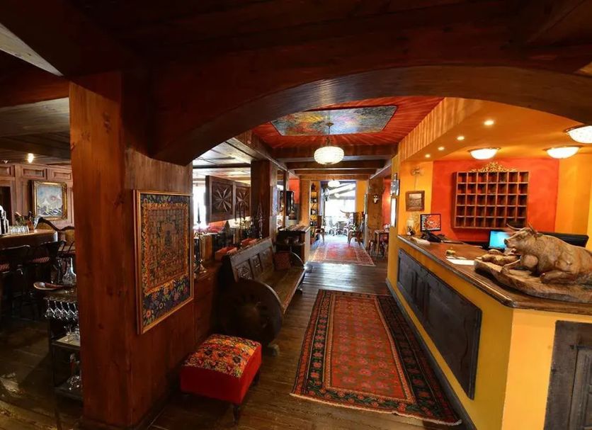 Bar Photo