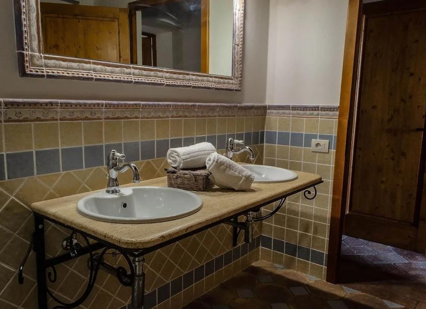 Bathroom Photo
