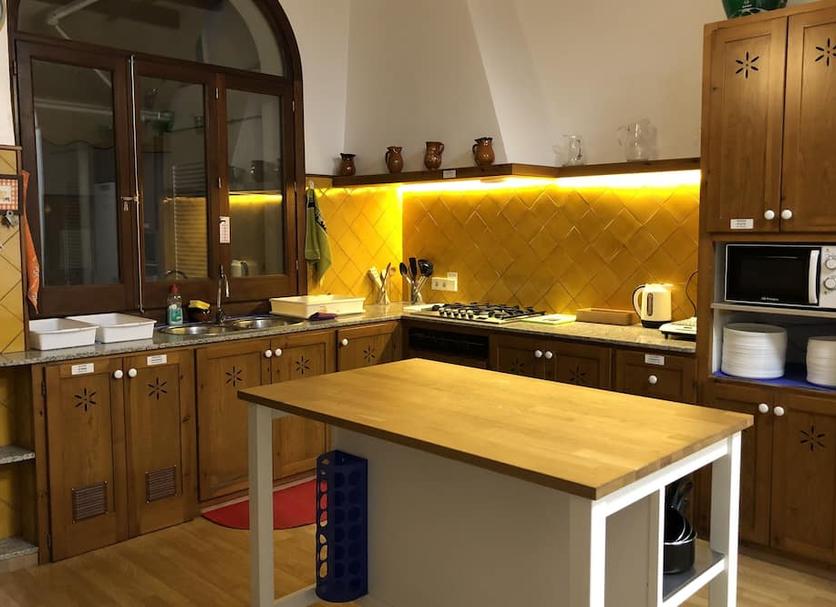 Kitchen Photo