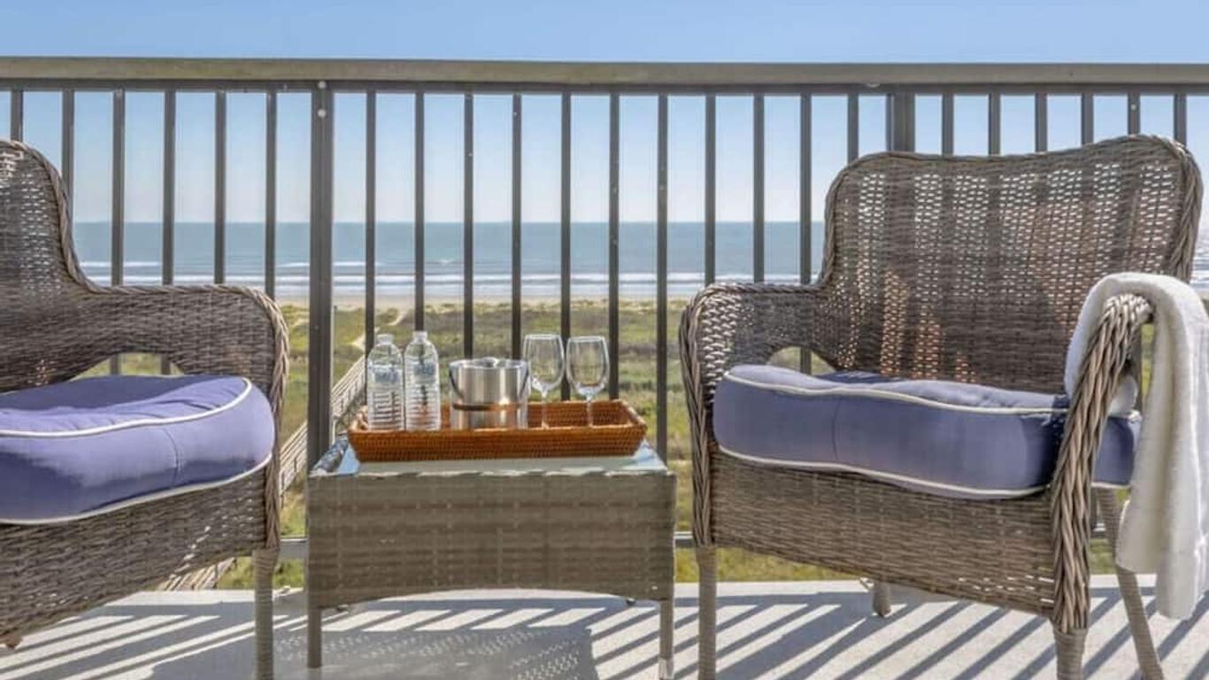 Islander East Condominiums