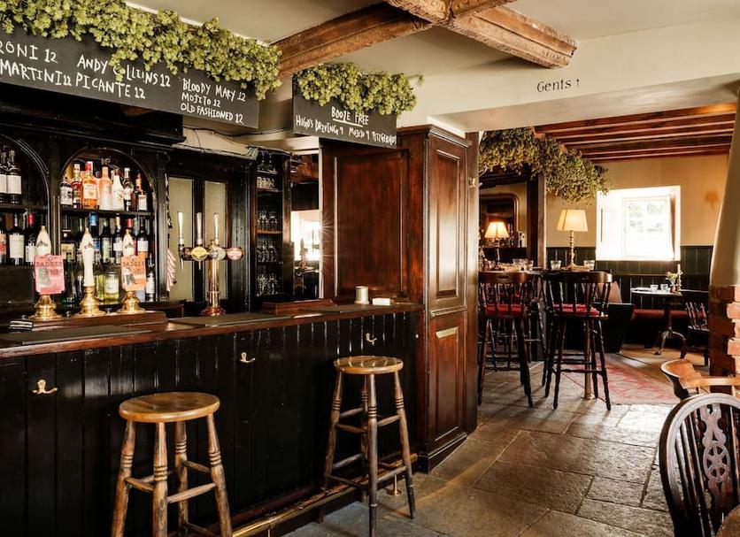 Bar Photo