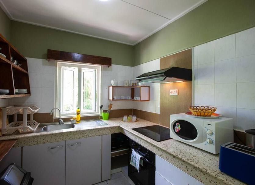 Kitchen Photo