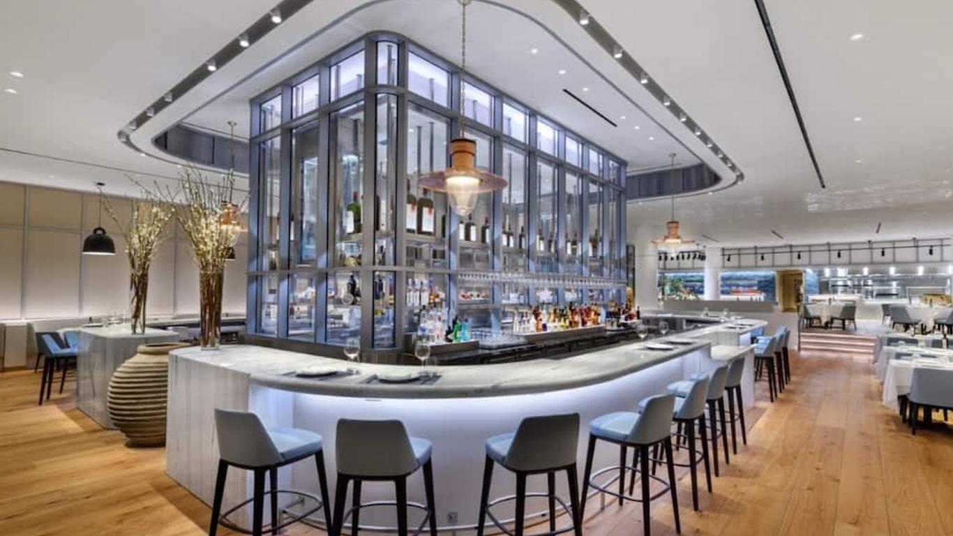 The Palazzo Prestige Club Lounge