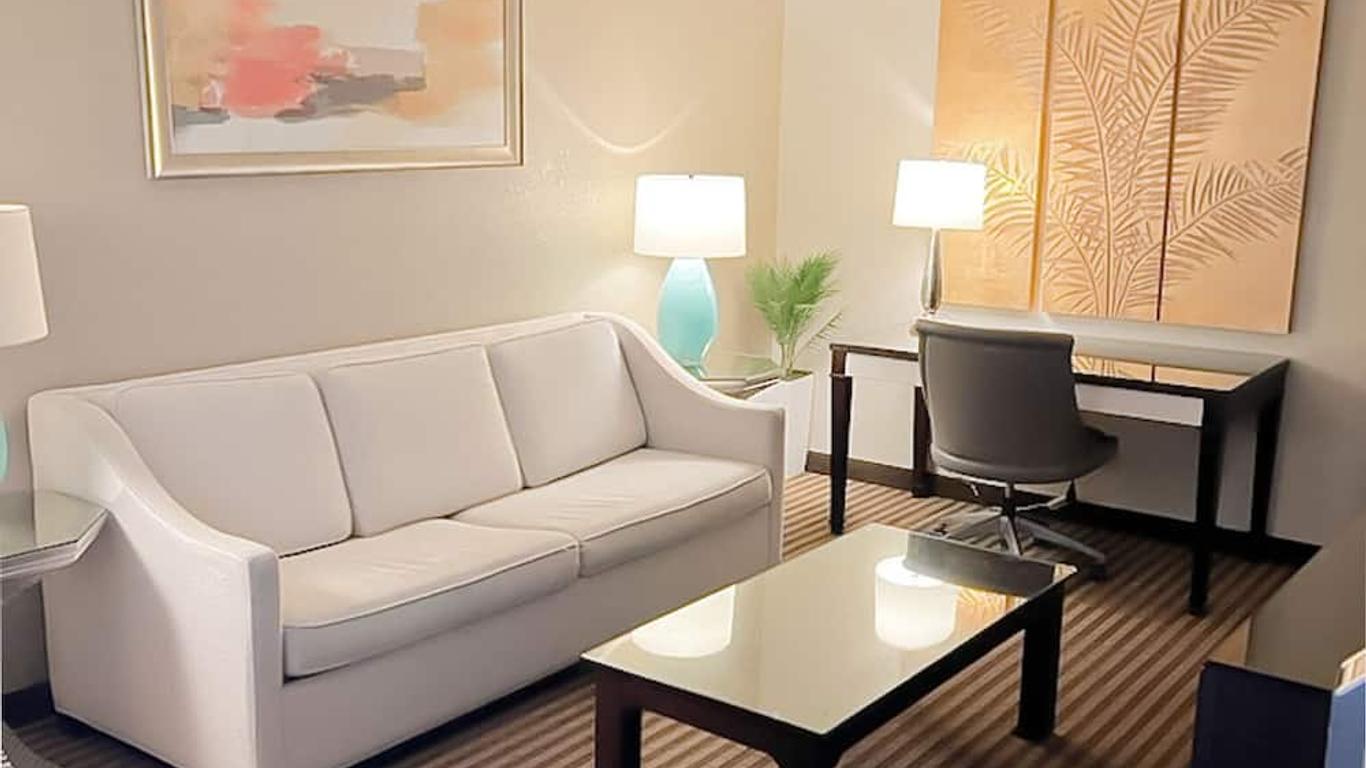 Eleven Boutique Hotel