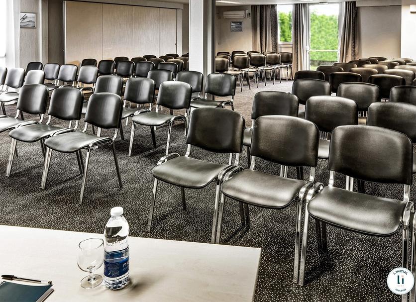 Conference room Photo