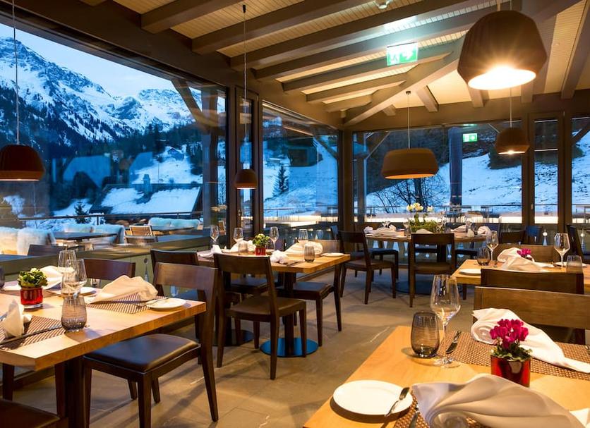 Restaurant Photo
