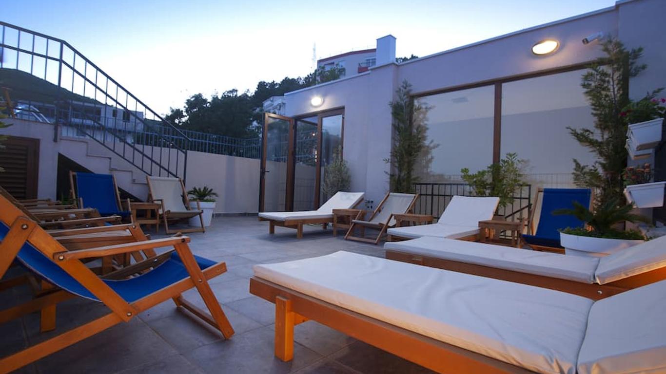 Hotel Twelve by Aycon
