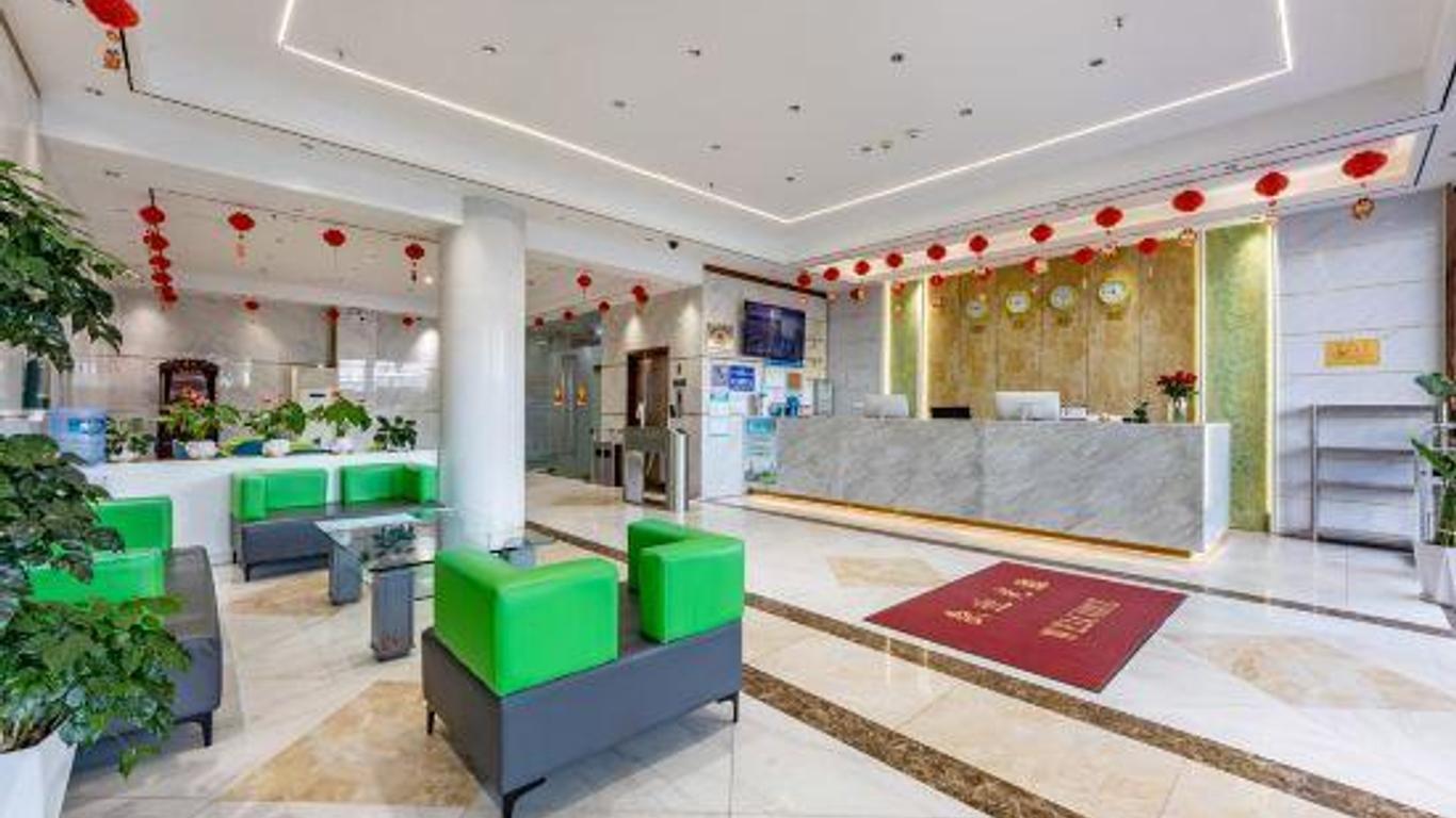 Green Nest Hotel (Guangzhou Yongtai Metro Station)
