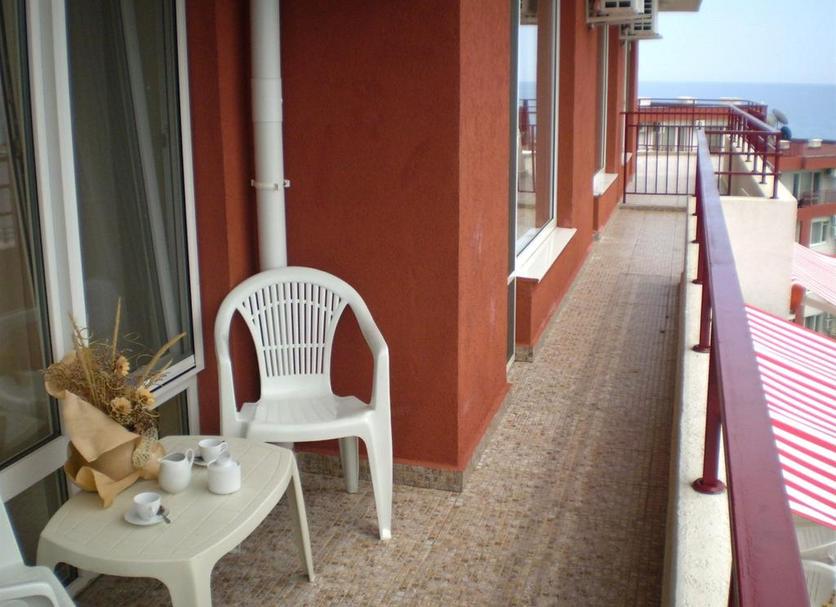 Balcony Photo