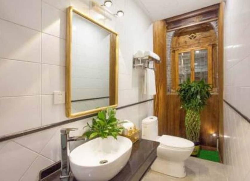 Bathroom Photo