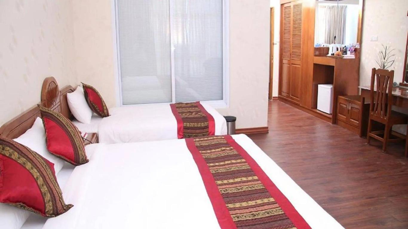 Excel Capital Hotel