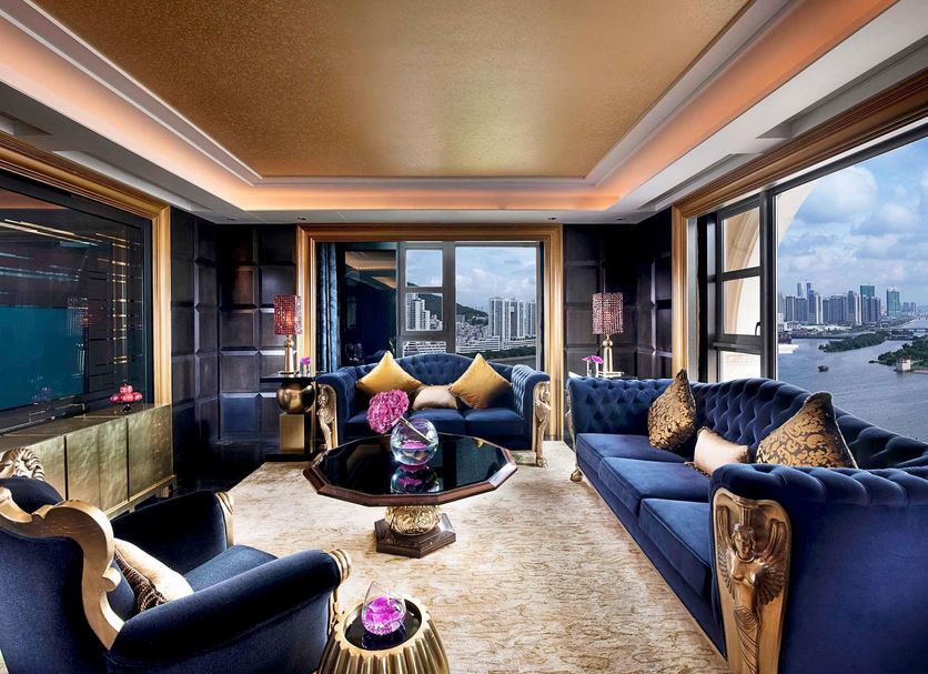 Lounge Photo