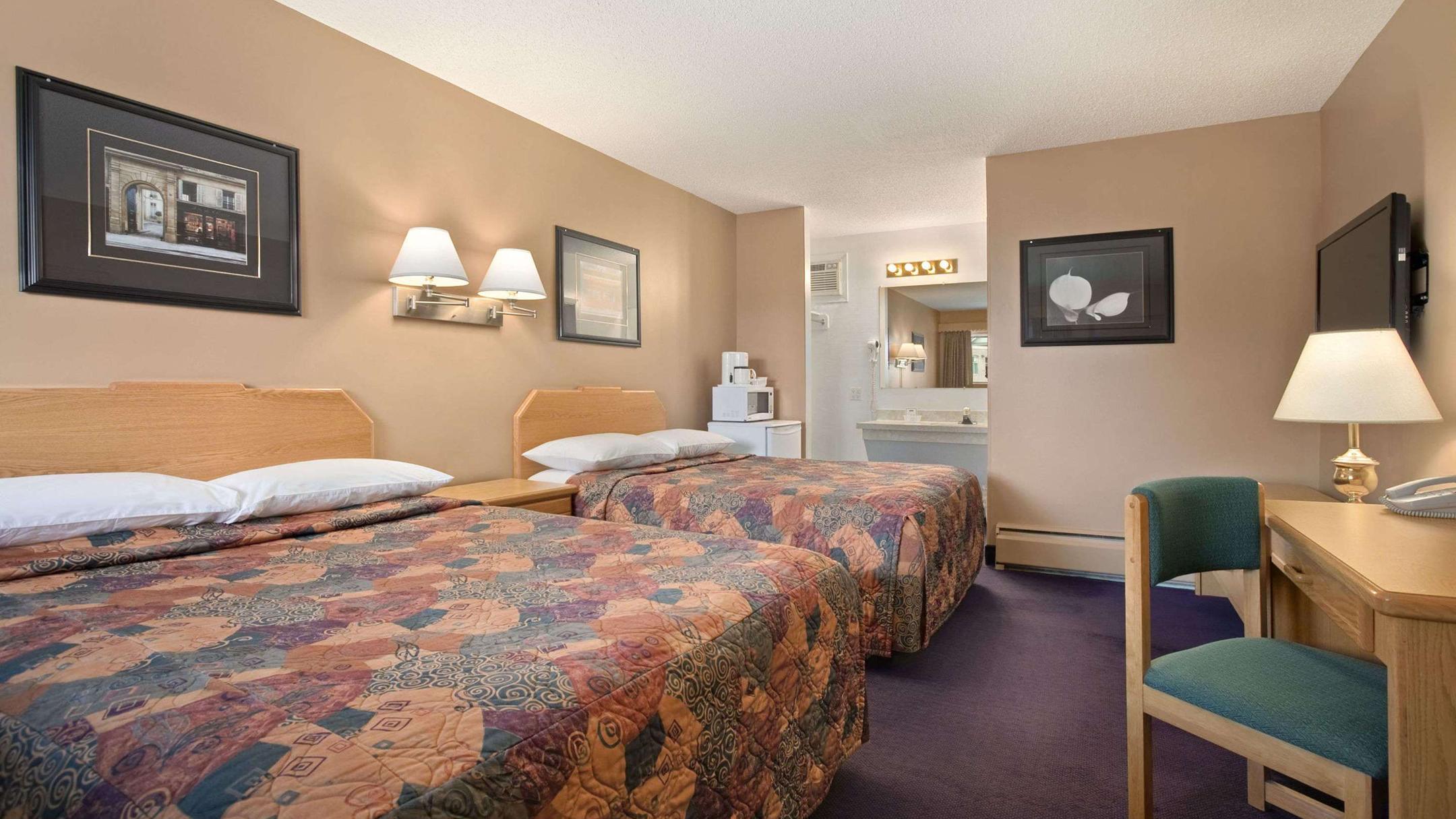 Travelodge by Wyndham Moose Jaw from 52. Moose Jaw Hotel Deals
