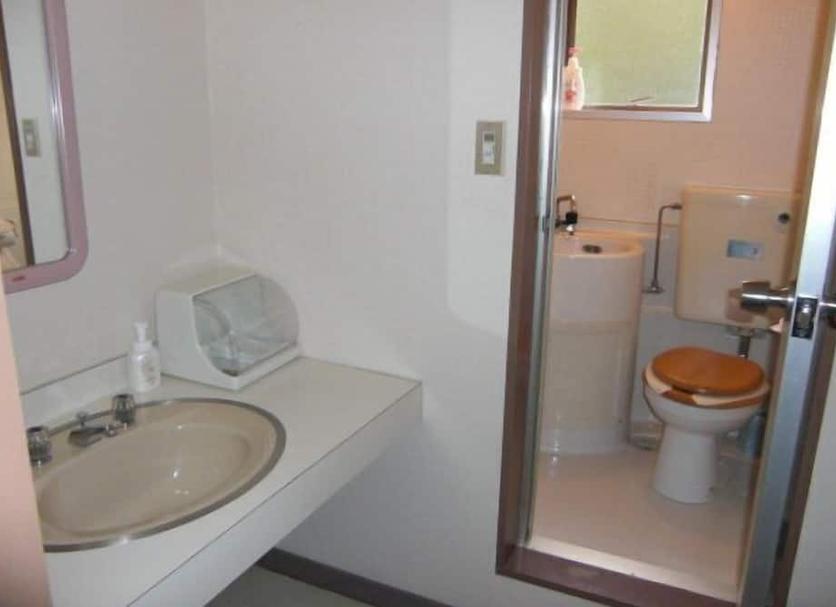 Bathroom Photo