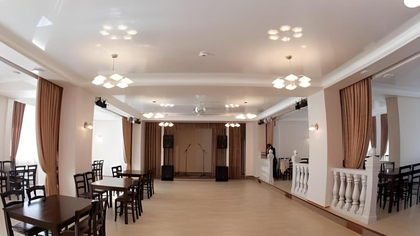 Svoyak Hotel