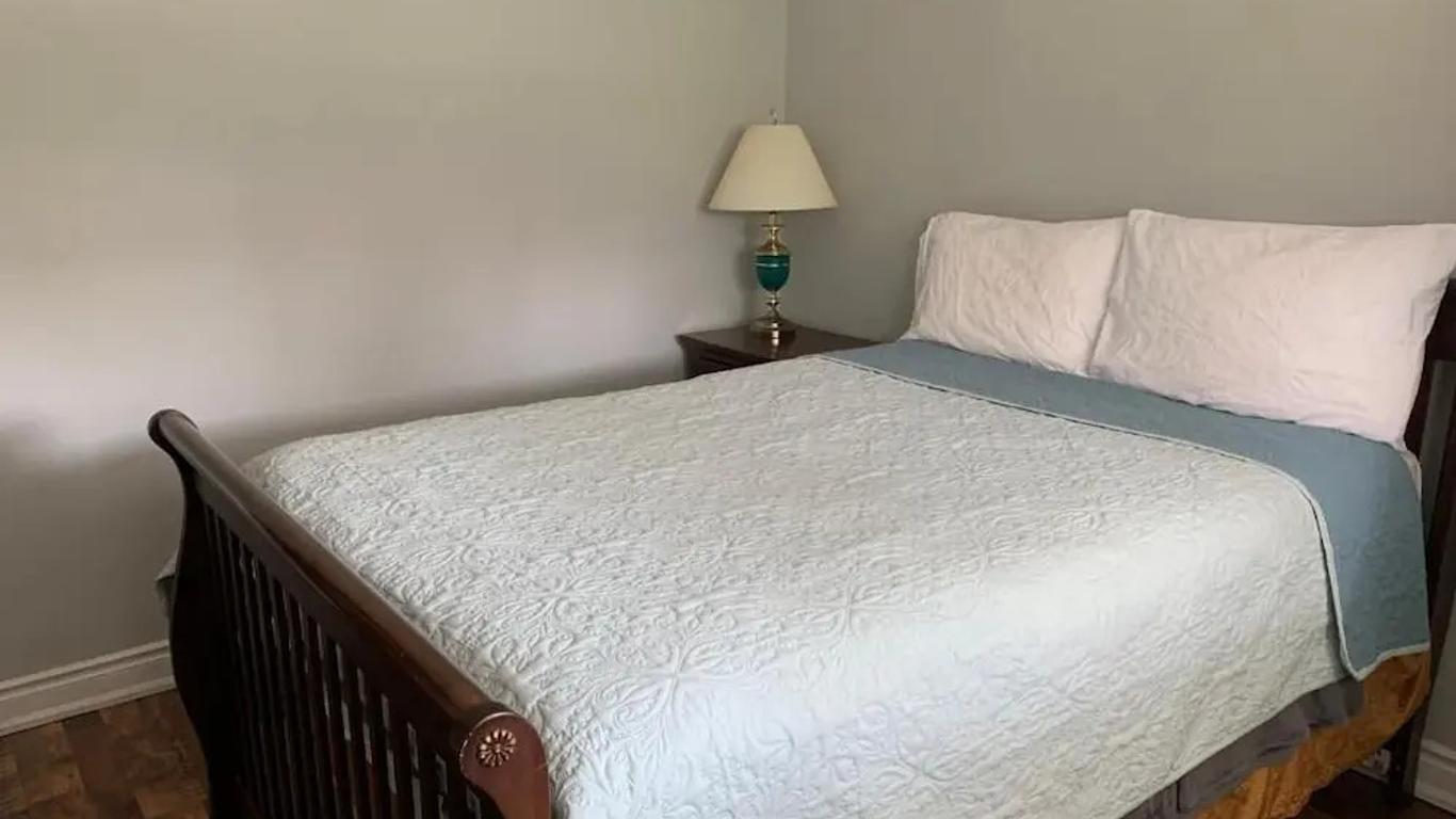 Niagara Falls Motor Lodge
