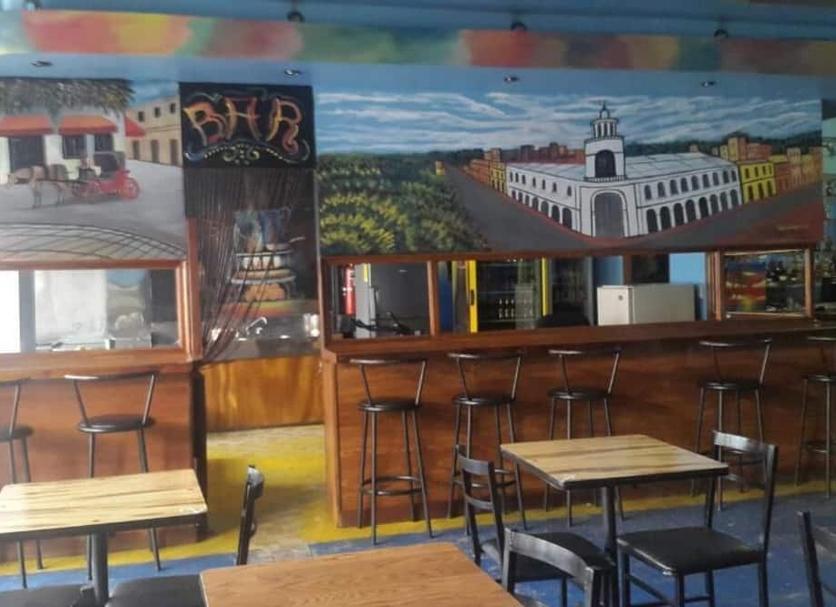 Bar Photo