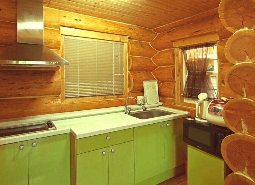 Kitchen Photo