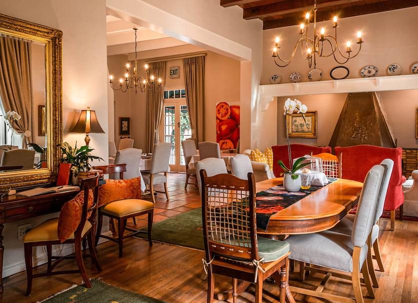 Dining room Photo