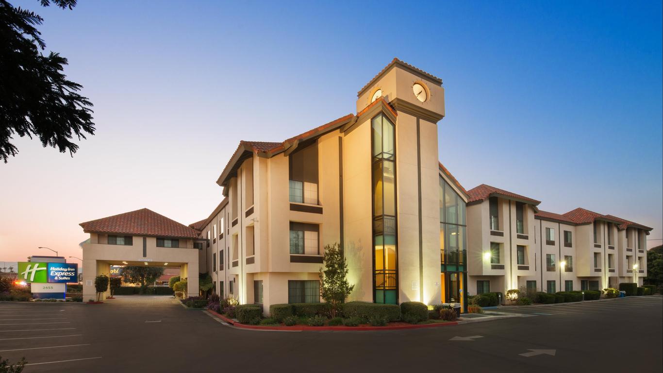 Holiday Inn Express Hotel &suites Santa Clara-Silicon Valley, An IHG Hotel  from $92. Santa Clara Hotel Deals & Reviews - KAYAK
