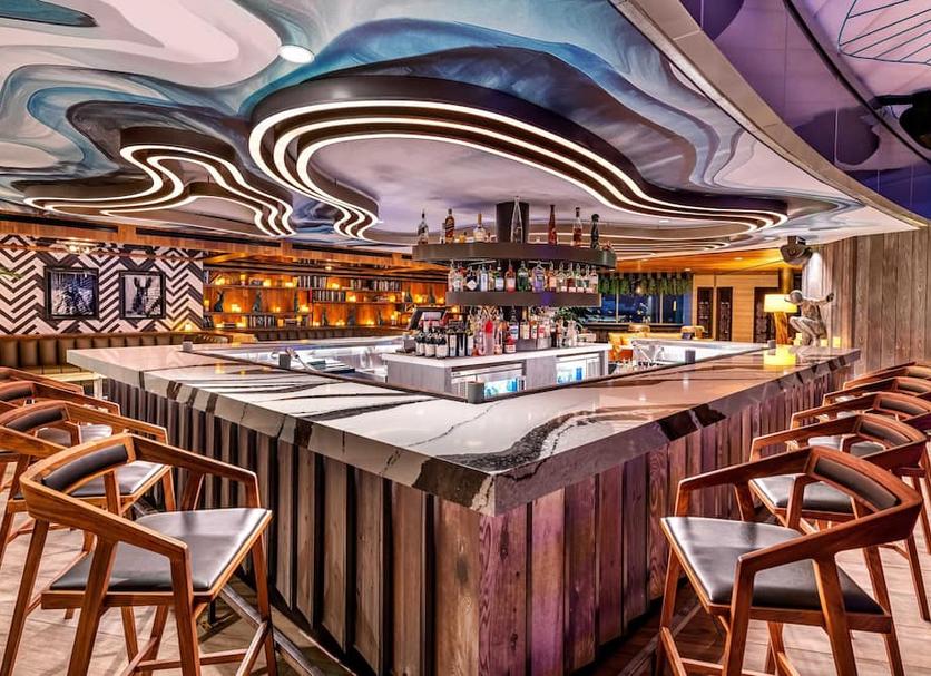Bar Photo