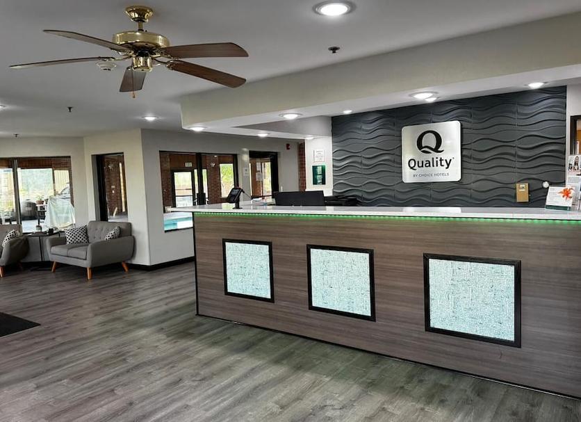 Front desk Photo