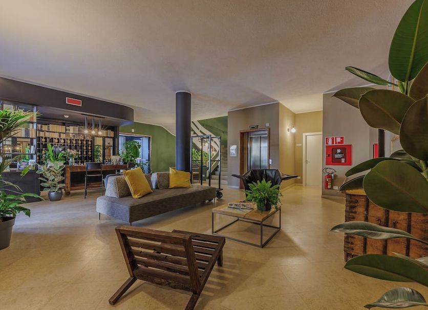 Lobby Photo