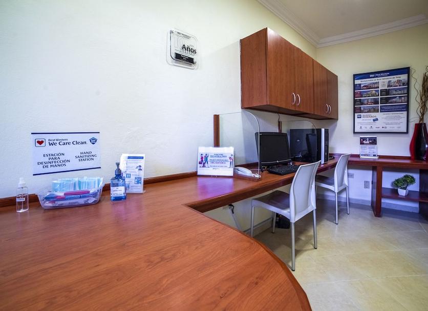 Business center Photo