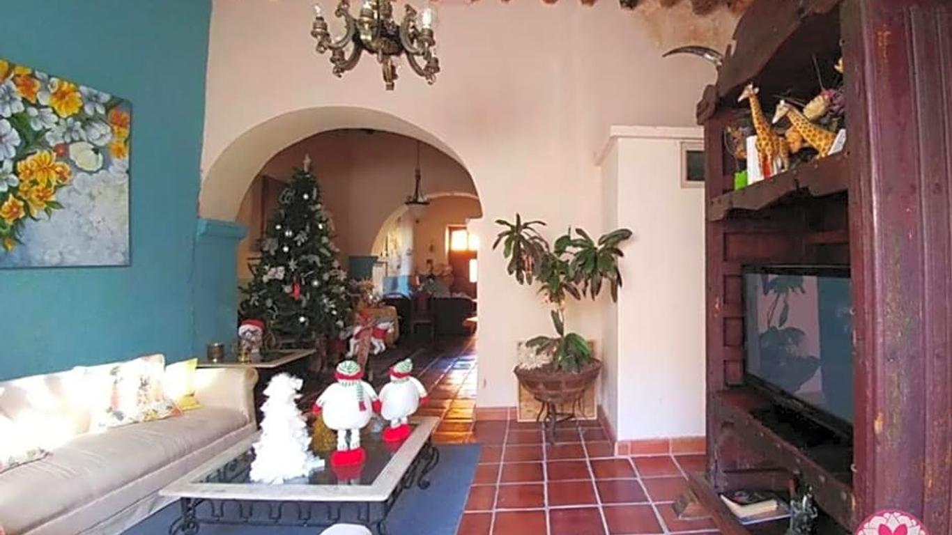 Hostal Doña Carlota Hotel