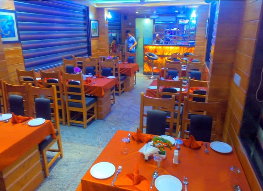 Restaurant Photo