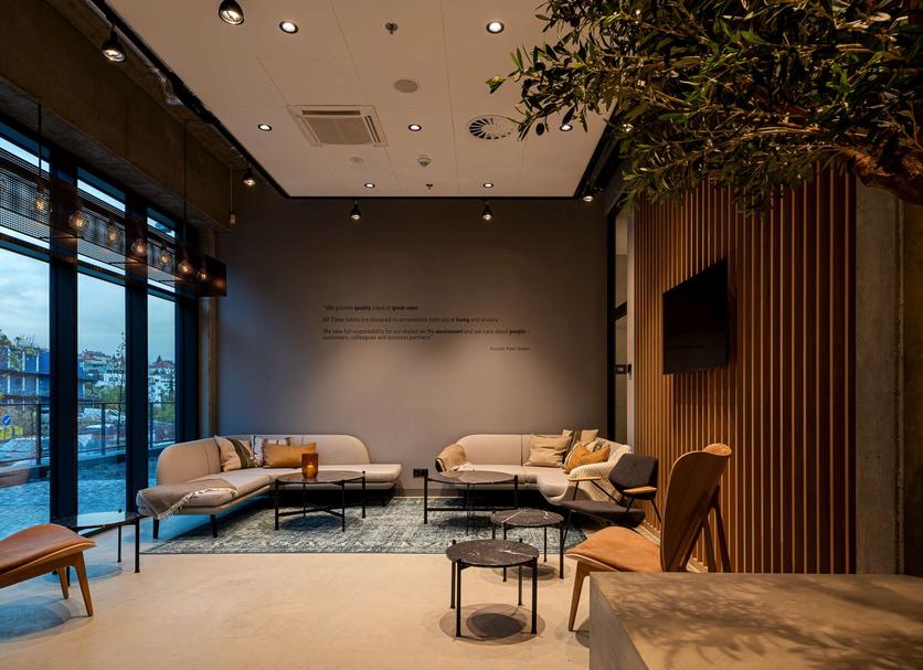 Lounge Photo